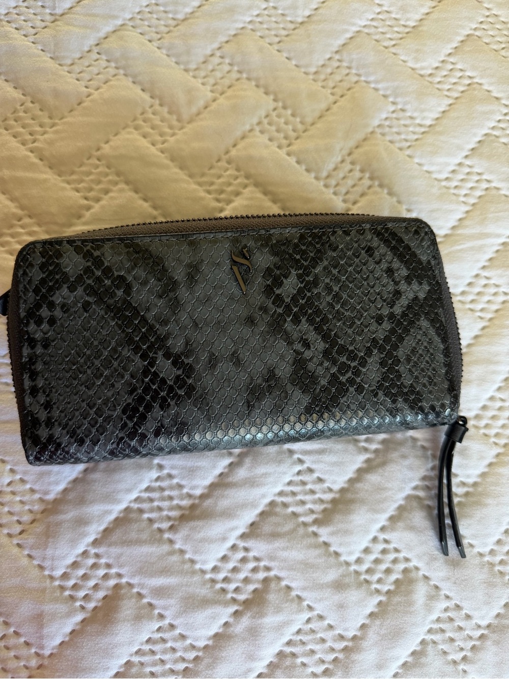Simply Vera Vera Wang Black Snake-Embossed Zip Wallet